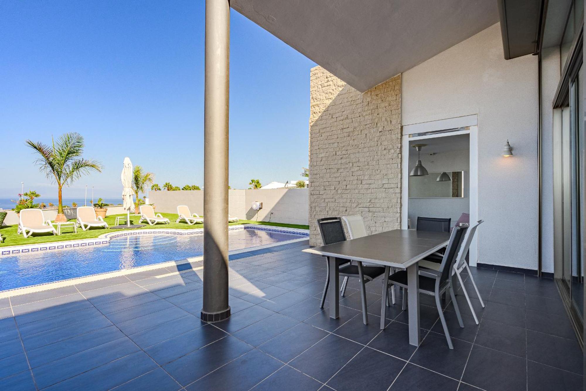 Villa Elisabetta, Luxury Villa With Heated Pool Ocean View In Adeje, Tenerife Costa Adeje  Exteriör bild